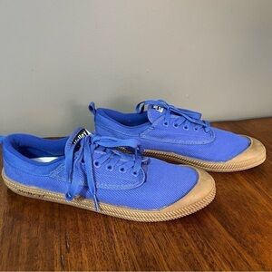 Volley international sneakers. Blue, mens size 9.